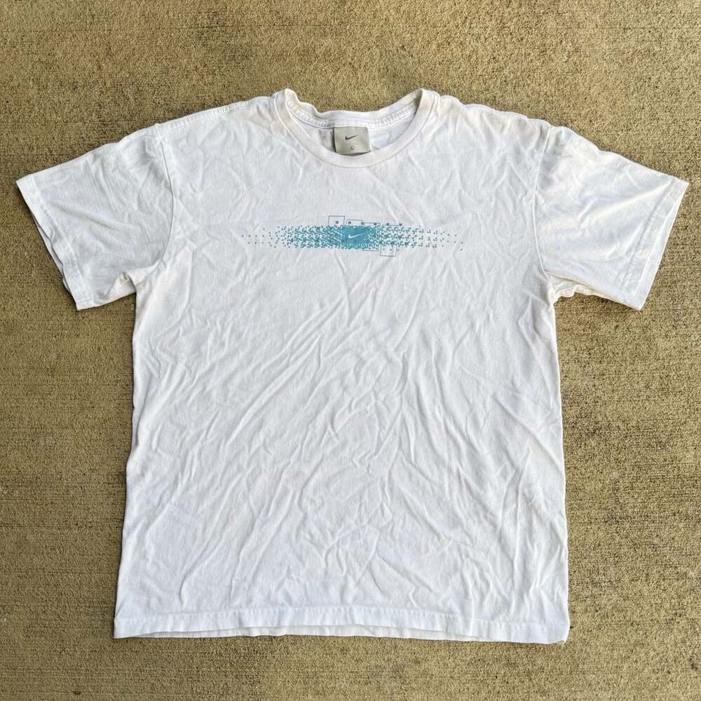 Nike Graphic T-Shirt Size L White Pixel Swoosh Logo